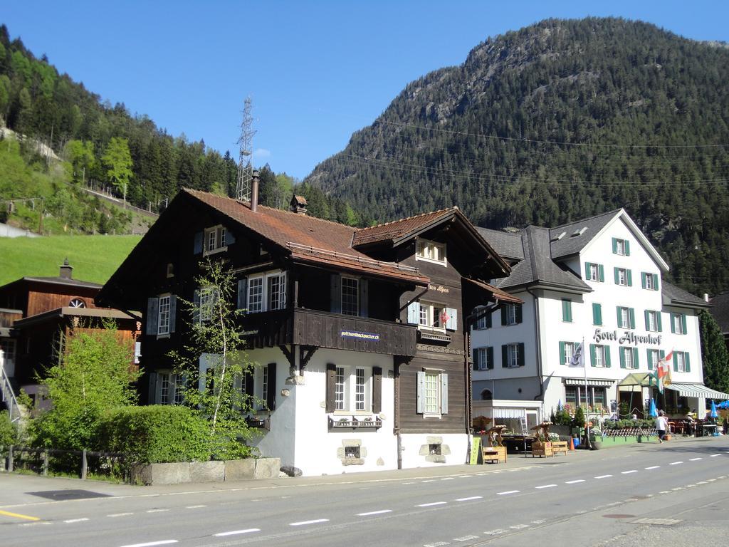 Gotthard Backpacker Hostel Wassen