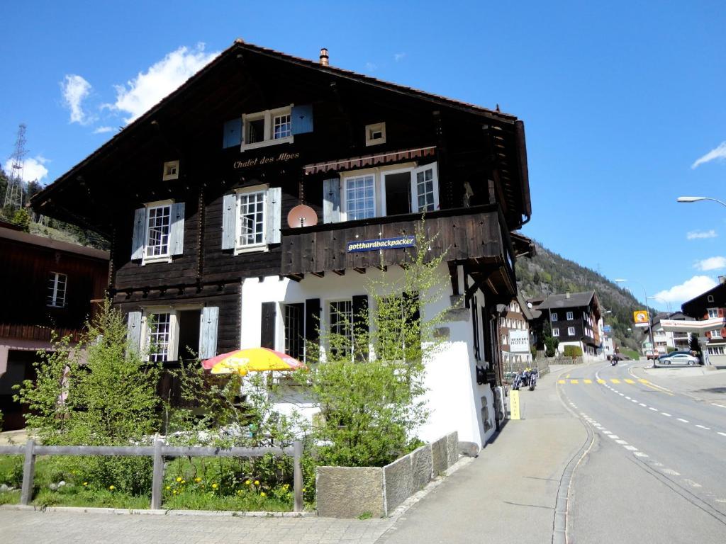 Gotthard Backpacker Hostel Wassen